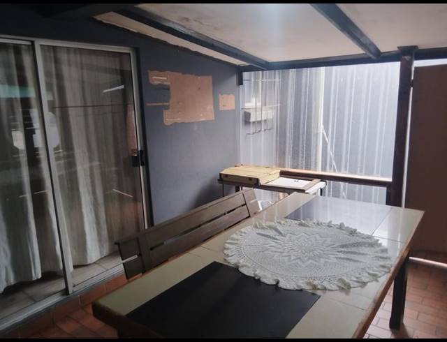 3 BEDROOM PROPERTY TO RENT IN BIRDSWOOD